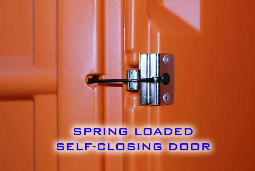 SELF-CLOSING DOOR
