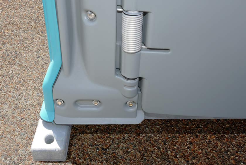 SELF CLOSING SPRING DOOR FOR PRIVACY AND CONVENIENCE