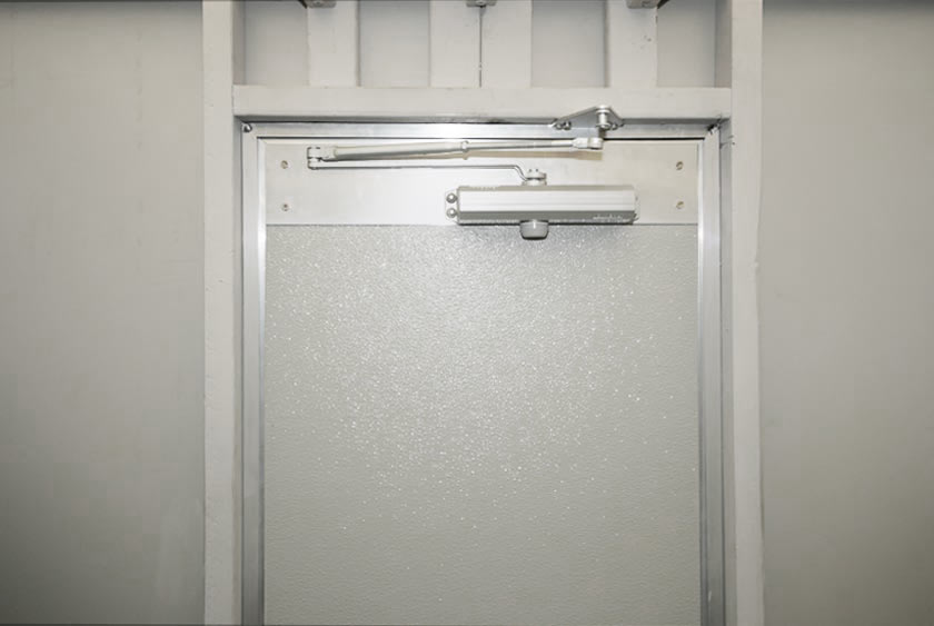 SELF CLOSING DOOR FOR PRIVACY AND CONVENIENCE