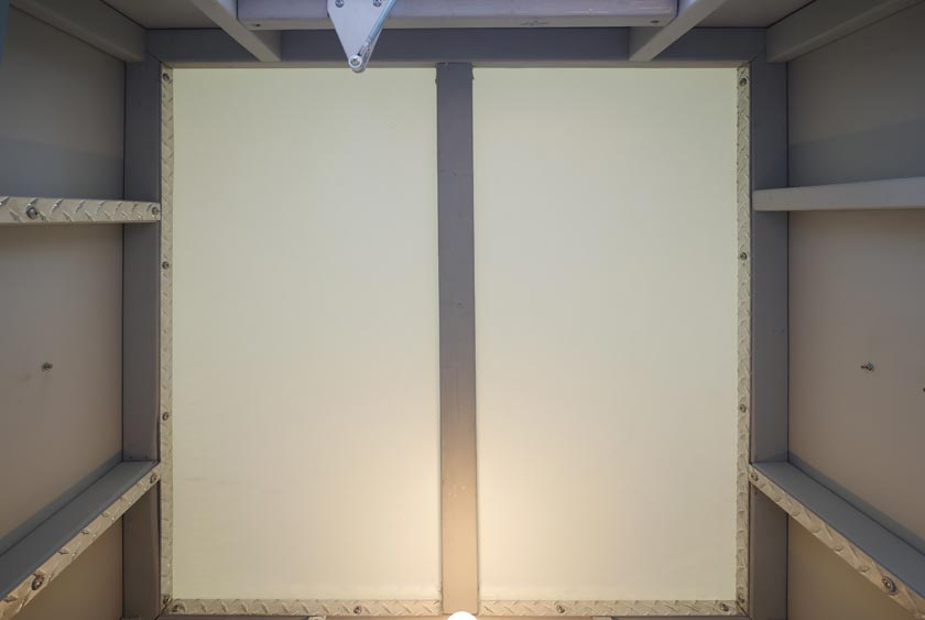 TRANSLUCENT ROOF FOR NATURAL LIGHT