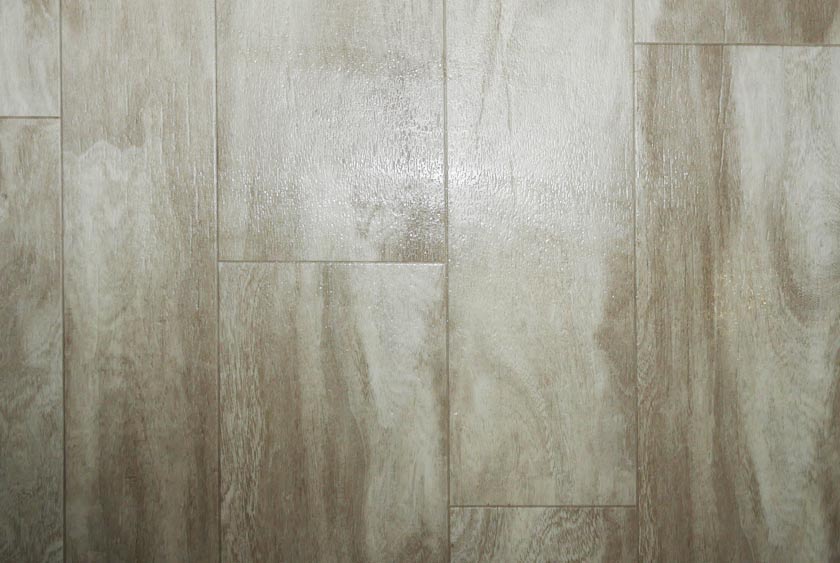 WIDE-PLANKED FAUX WOOD ARMSTRONG FLOORING