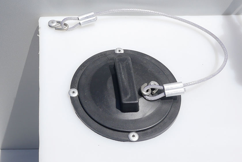 FRESH WATER TANK HAS LARGE ACCESS PORTS FOR FAST REFILLS