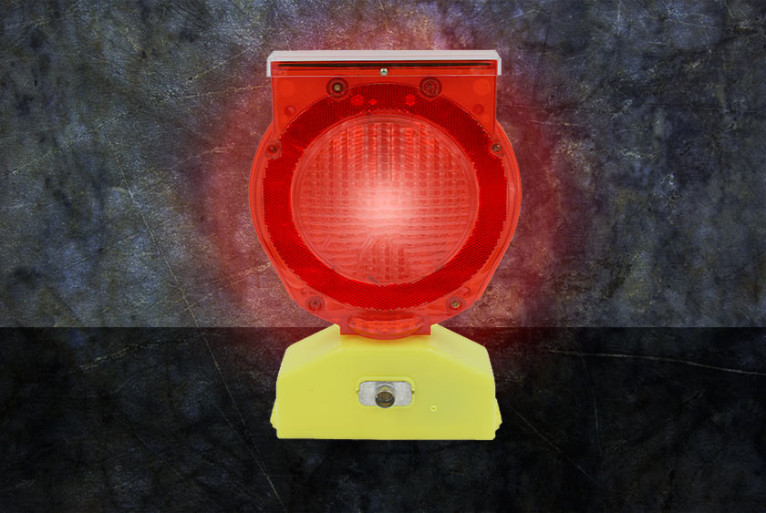 THE RED SAFETY LIGHT BY CALLAHEAD