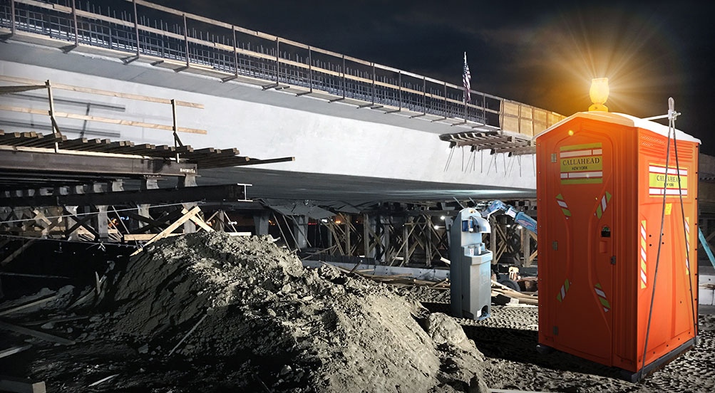 THE SAFETY HEAD PORTABLE TOILET AND THE ROLLER SINK For Road Work Construction