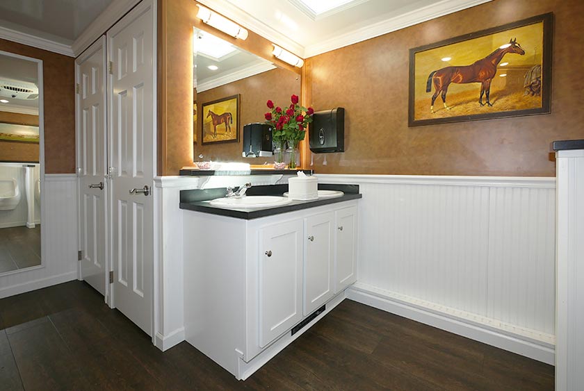 SPACIOUS MEN'S RESTROOM