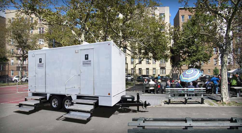 Luxury Restroom Trailer in NY