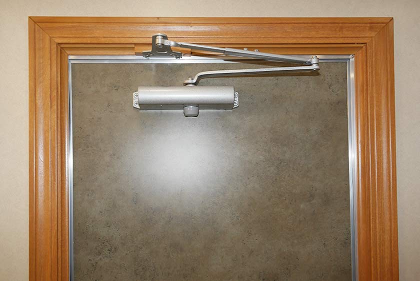 SELF CLOSING DOORS FOR PRIVACY