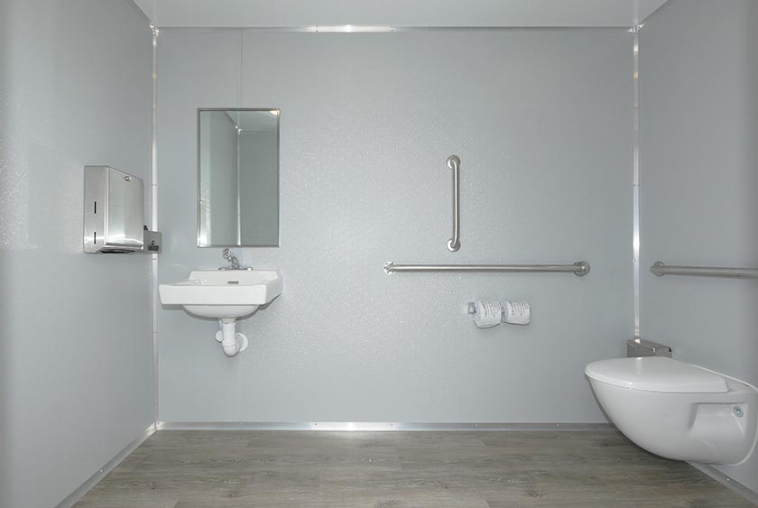 SPACIOUS INTERIOR ALLOWS FOR MANEUVERABILITY