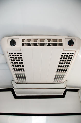 Mobilet Trailer - Overhead Air Conditioner
