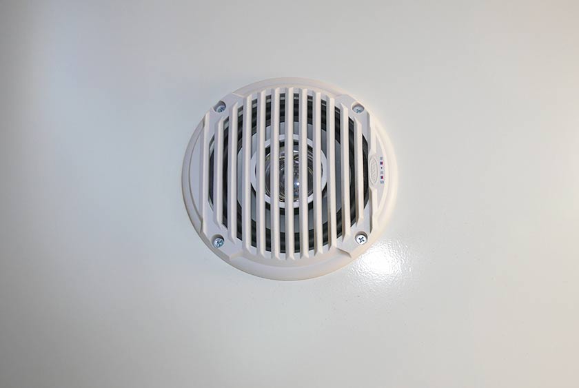 CENTRAL STEREO SYSTEM WITH CEILING MOUNTED SPEAKERS 