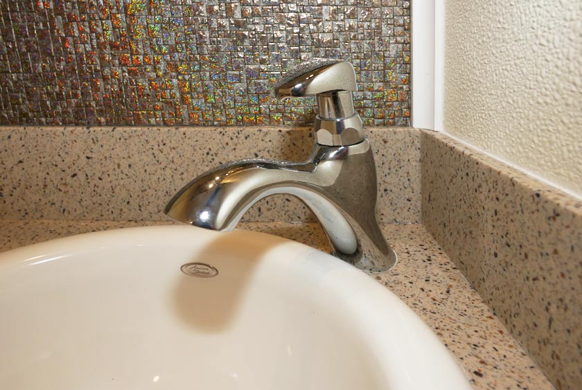 AUTOMATIC SHUTOFF HOT AND COLD WATER FAUCETS