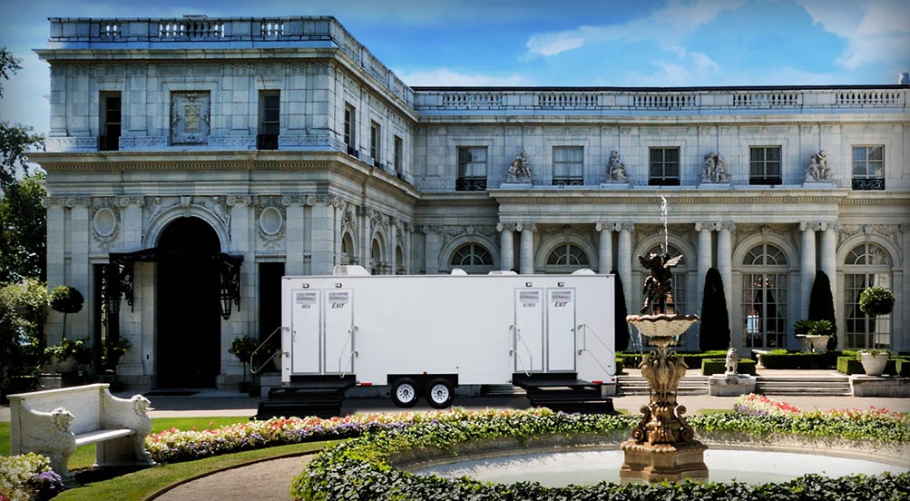 The Biltmore Restroom Trailer For Any Event