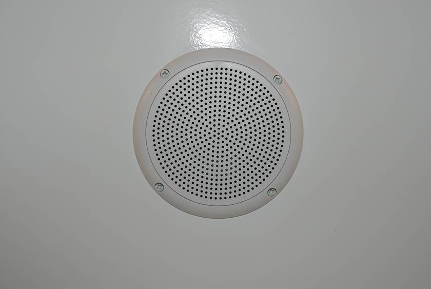 CENTRAL MUSIC SYSTEM WITH AM/FM STEREO PLUS CD PLAYER