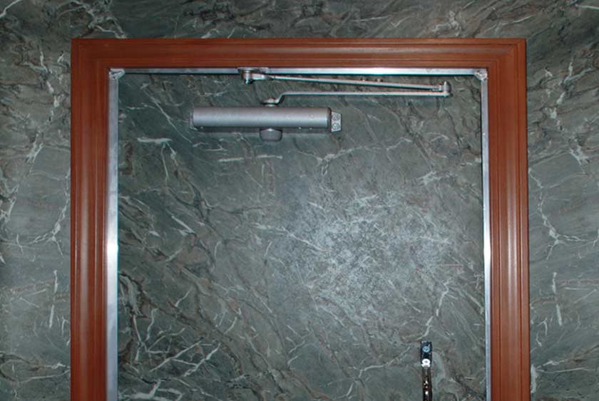 AUTOMATIC, SELF CLOSING DOORS ENSURE YOUR UTMOST PRIVACY