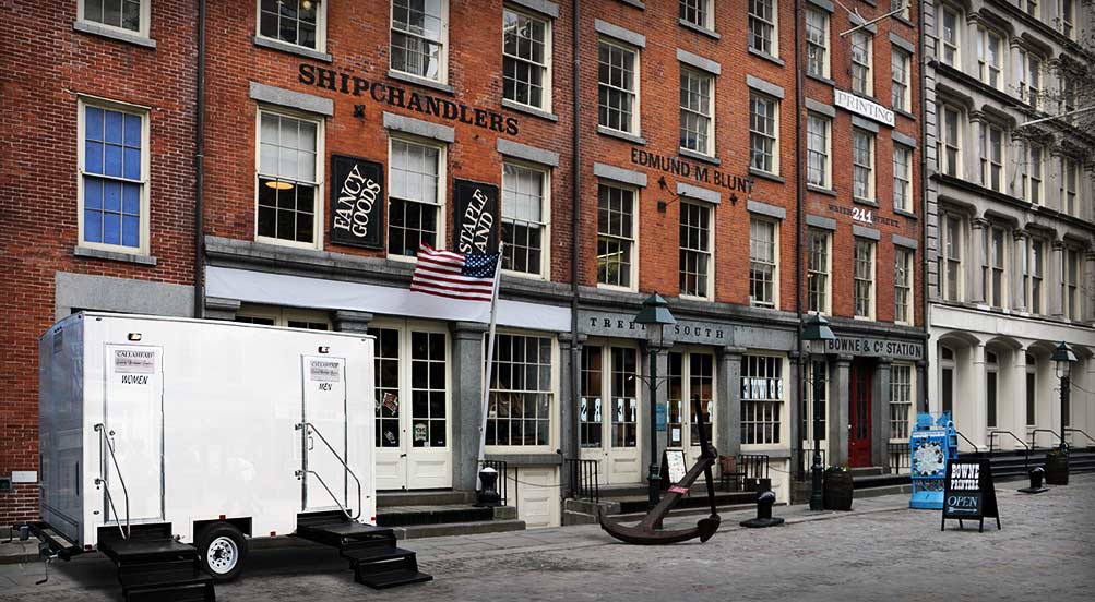 The Mount Vernon' Restroom Trailer Near Restaurants