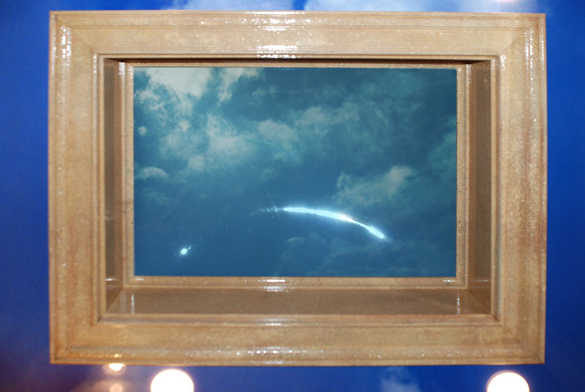 SKYLIGHTS IN MAIN AREAS PERMIT NATURAL LIGHT TO FILTER THROUGH