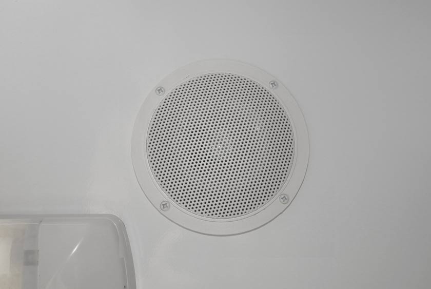 CENTRAL MUSIC SYSTEM WITH CEILING MOUNTED SPEAKERS