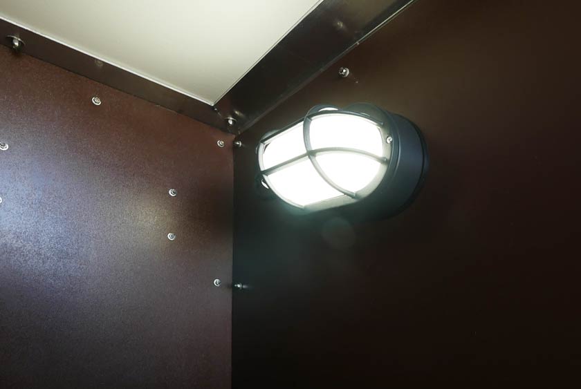 6.2W 500K LED BULKHEAD LIGHT