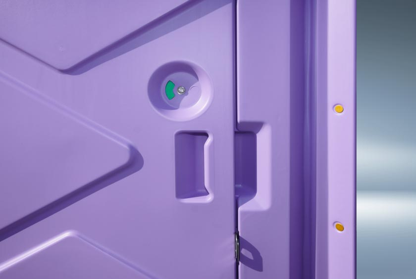 OCCUPANCY INDICATORS SHOW AVAILABLE AND IN USE