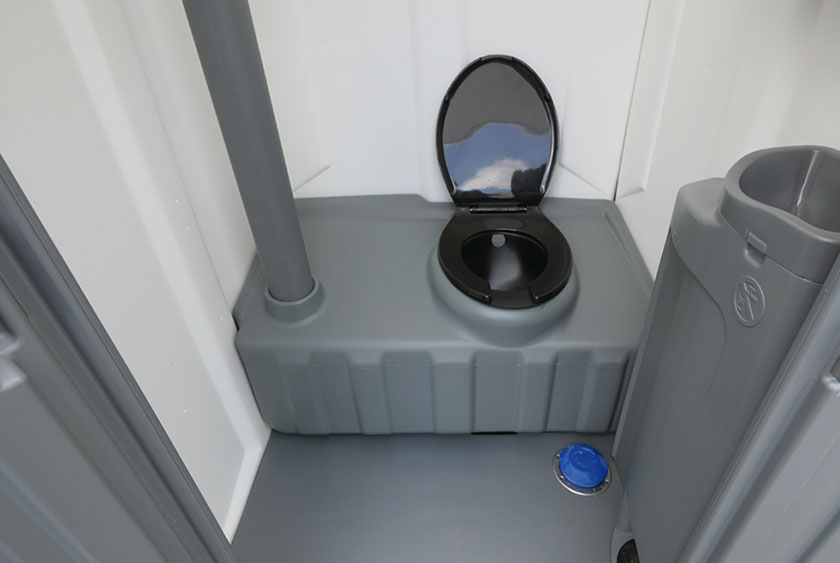 STANDARD SIZED TOILET SEAT PROVIDES HOMELIKE FEEL